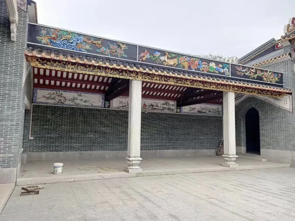 Carving styles of ancestral halls in Guangdong style